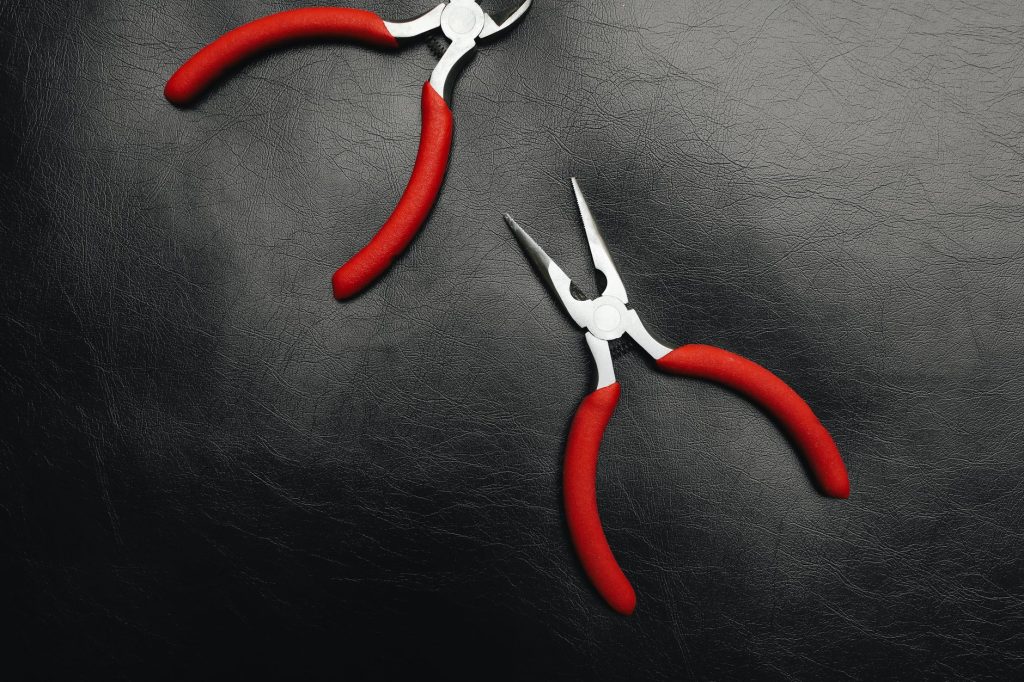 Comment rénover un canapé en — outils de nettoyage et réparation canapé cuir