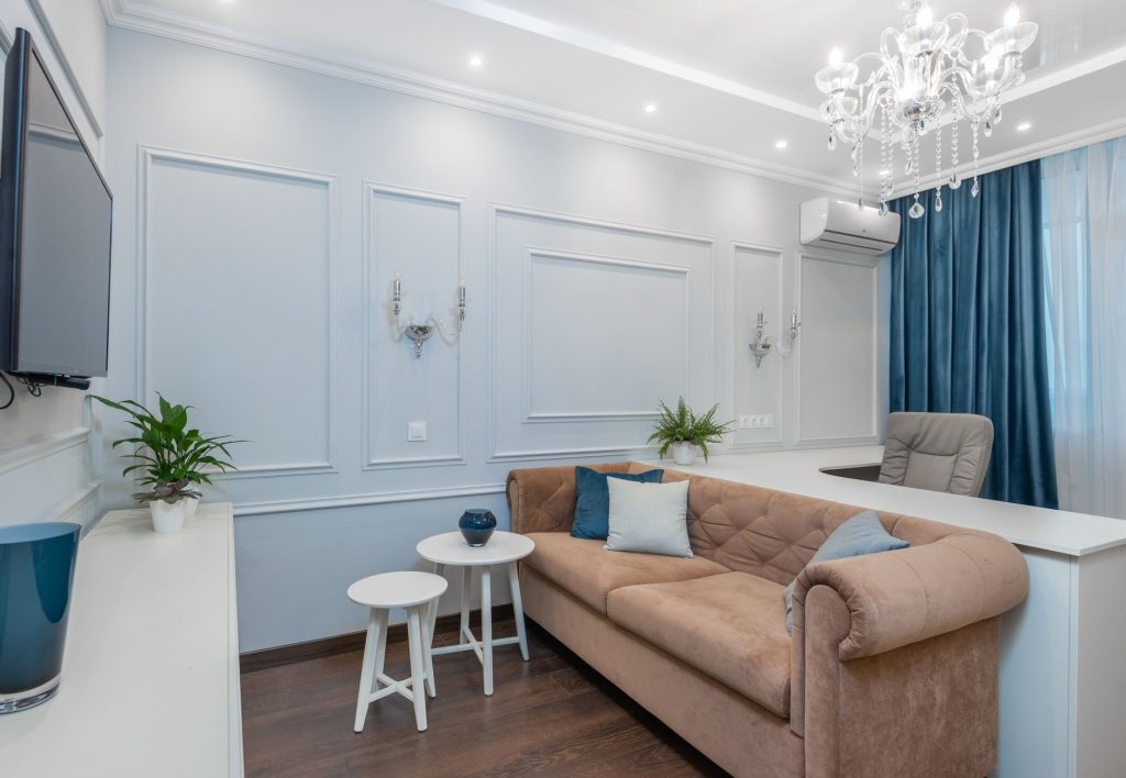 Quel canapé pour un salon — petit salon avec disposition du canapé