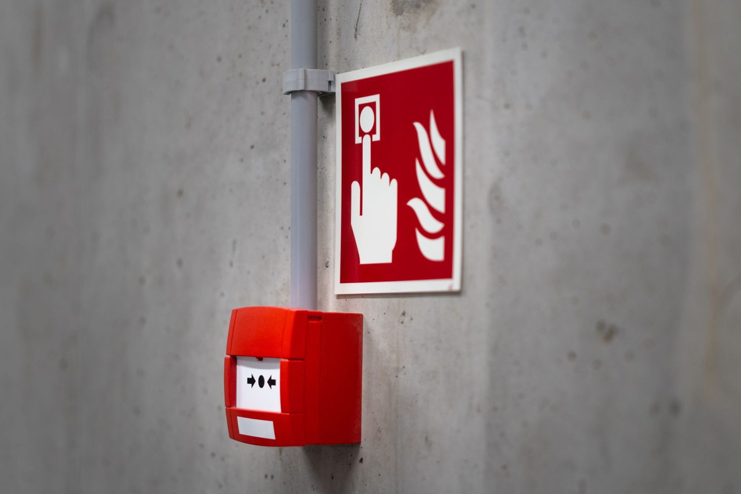 Comment éteindre une alarme incendie qui se déclenche sans raison