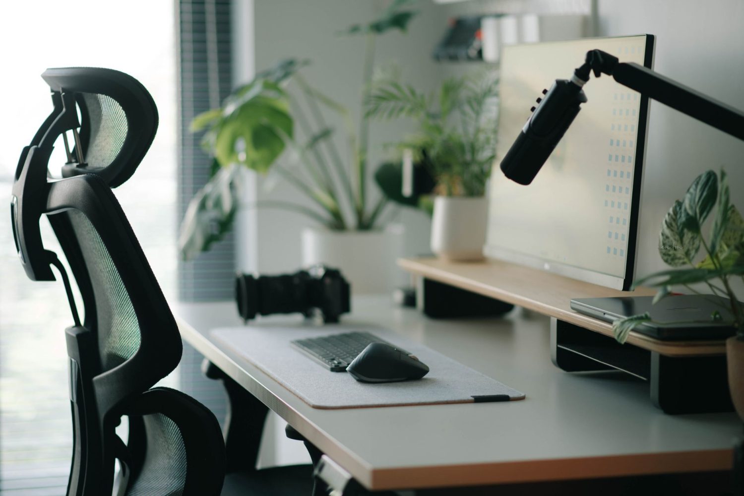 Idées d’aménagement de bureau informatique : ergonomie et gain de place